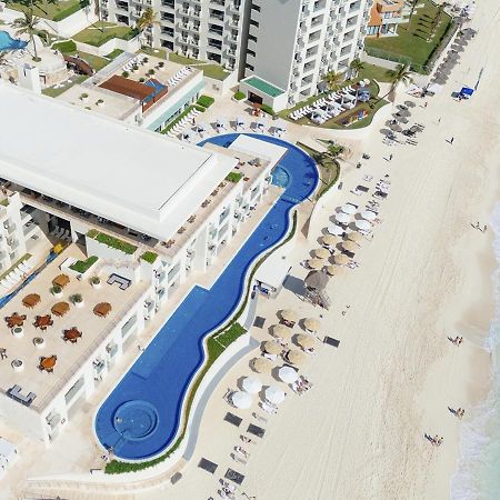 Emporio Cancun Exterior photo